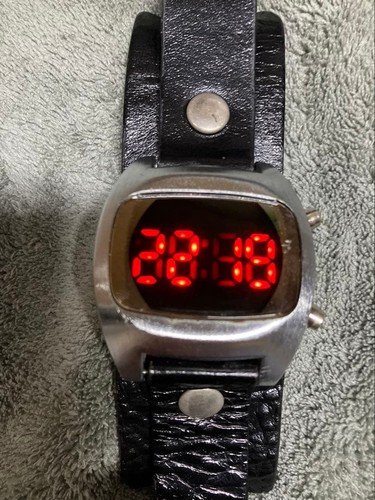 Orologio led tipo - orologio, pulser